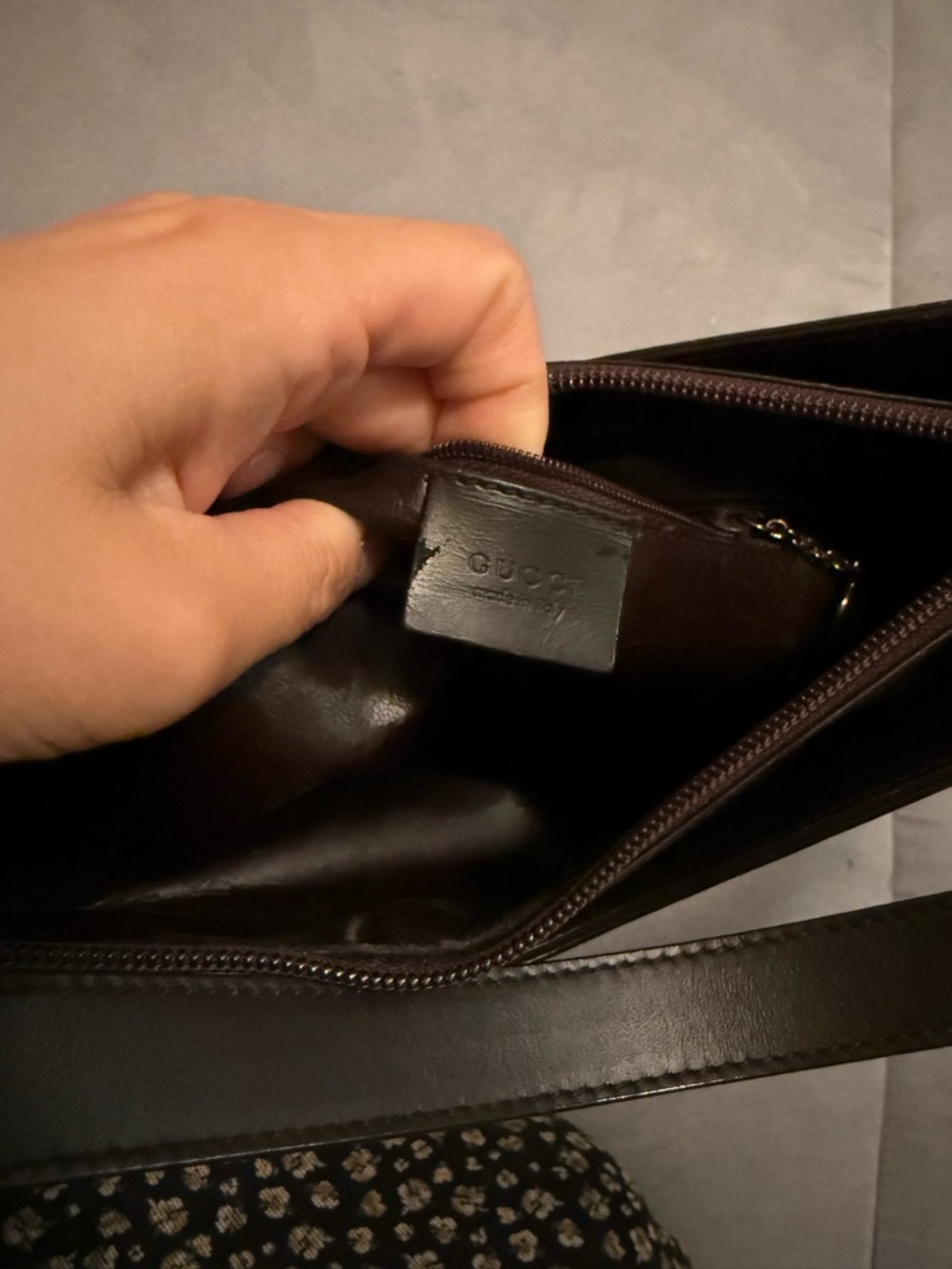 Vintage Gucci Leather Shoulder Bag - Picture 6 of 10